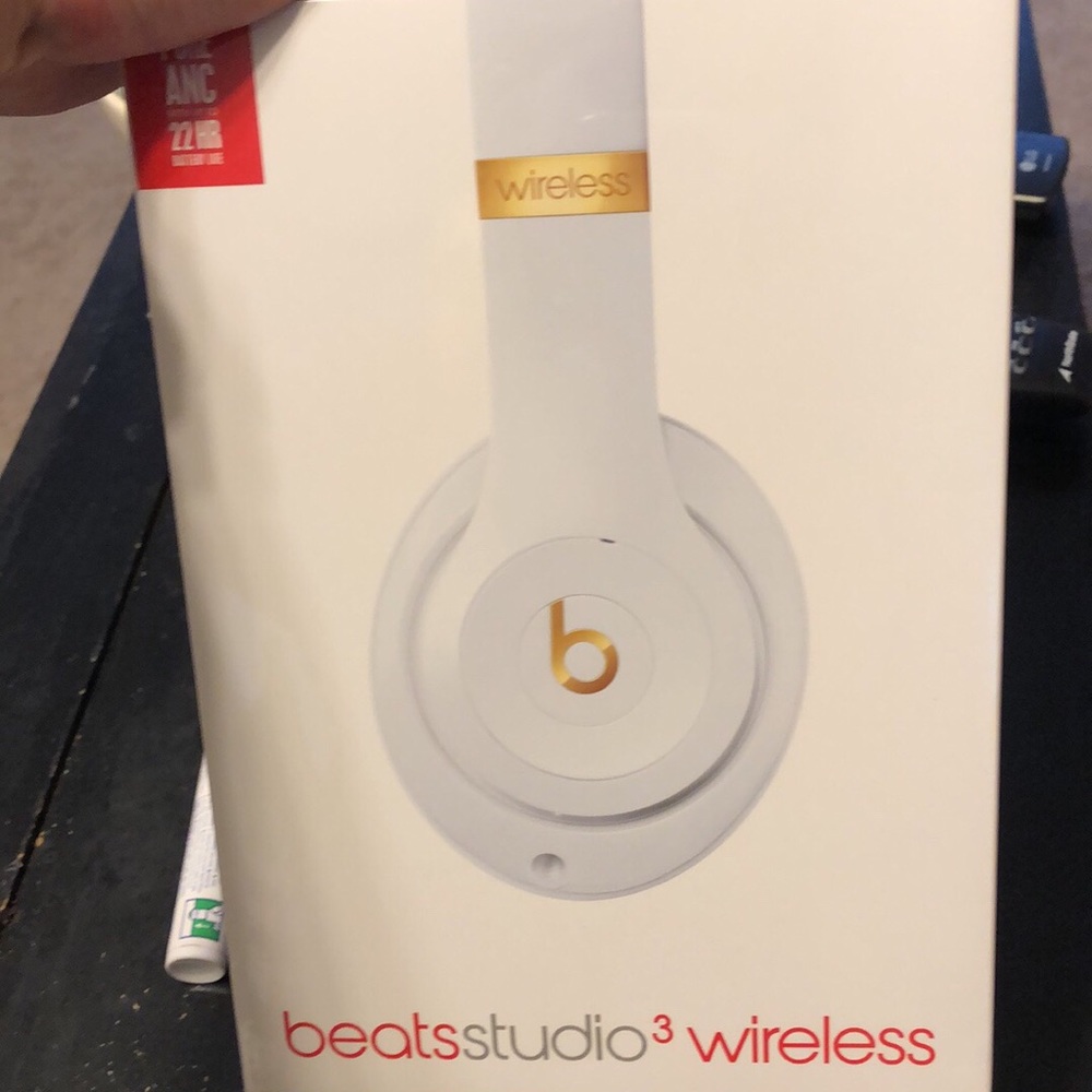 Beats studio 3 wireless headphones